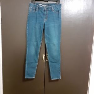 Super skinny jeans!!